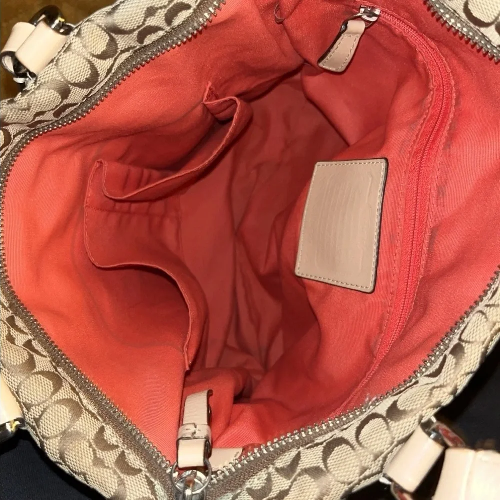 Coach bag image